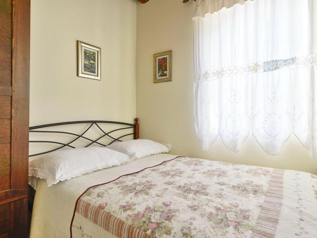 Villa 奥米什 外观 照片